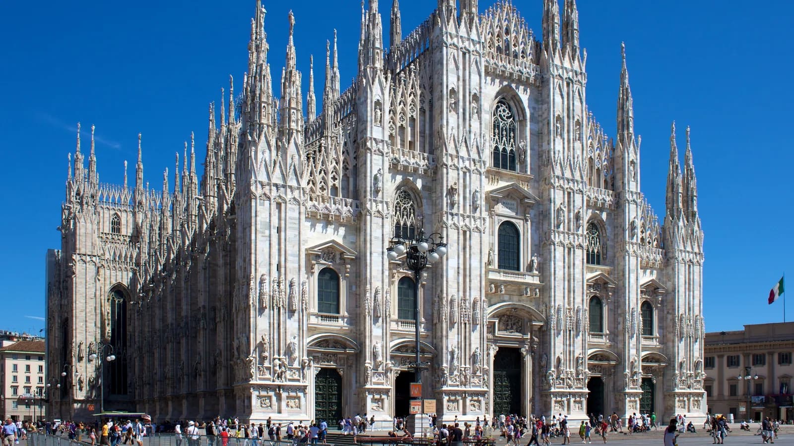 Pemandangan Milan